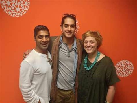 ketan avan jogia parents|Wendy Jogia (Avan Jogias Mother) Wiki: Bio, Age,。